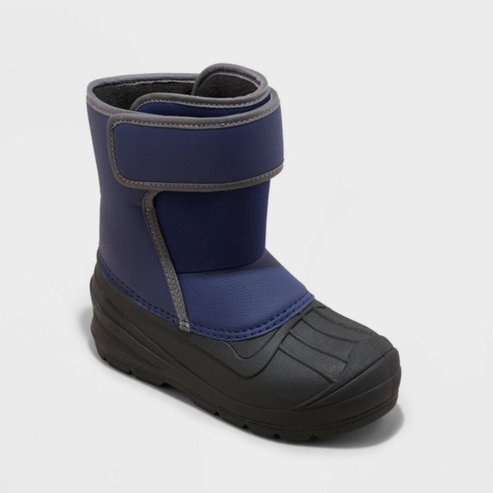 Brand new Kids' Elia Winter Boots - Cat & Jack